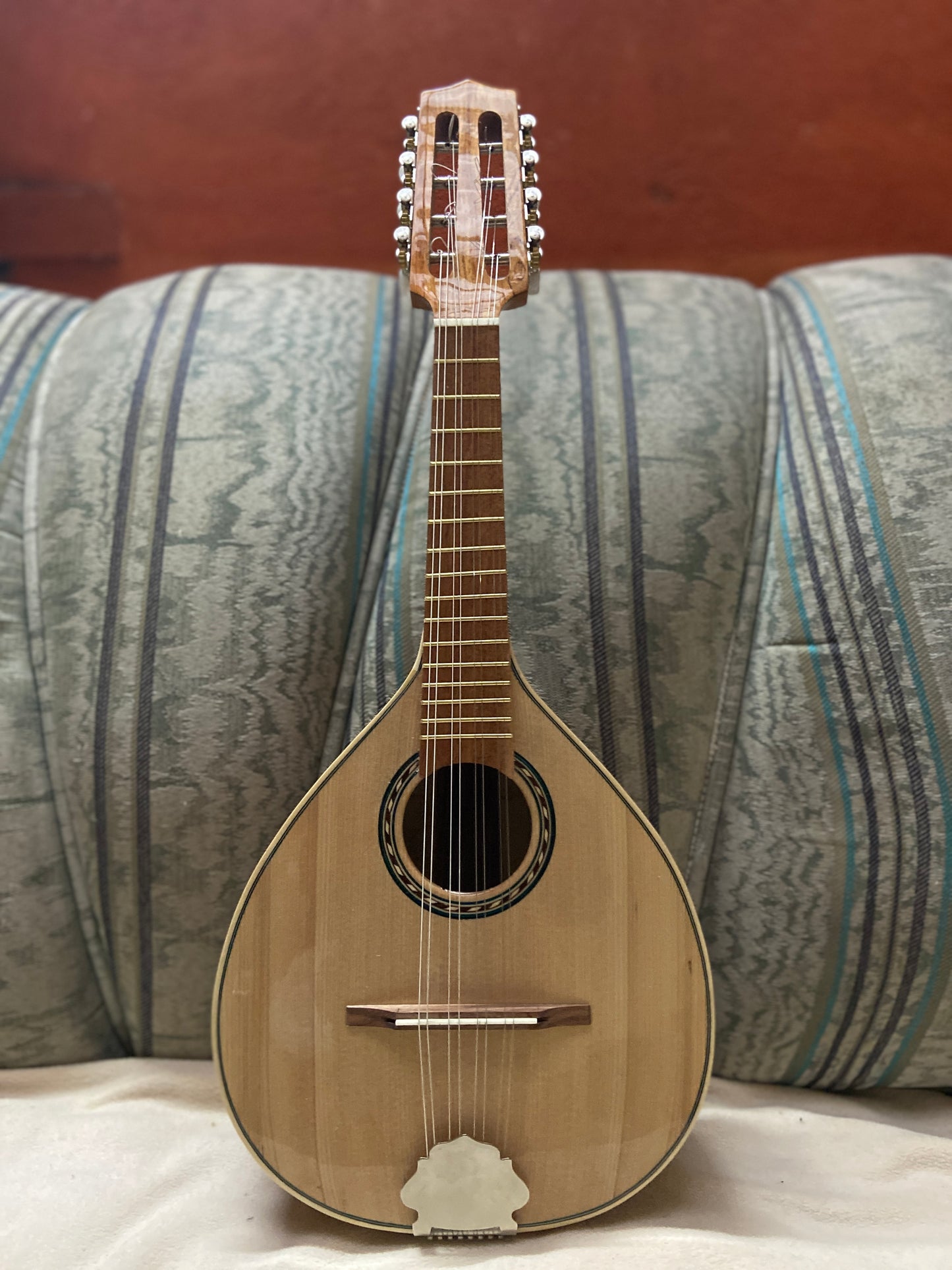 Mandolina M2